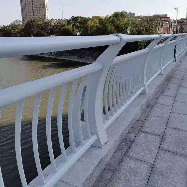 ţӱѸ£/Ƽ